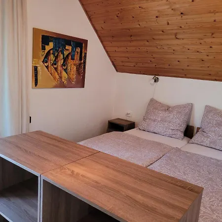 Apartment Liliom Balatonboglar